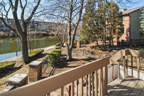 17 Windward Cir, Willowbrook, IL 60527 photo 20