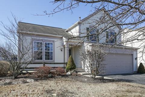 2341 Nantucket Ln, Elgin, IL 60123 photo 1