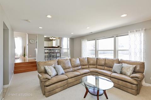 2341 Nantucket Ln, Elgin, IL 60123 photo 8