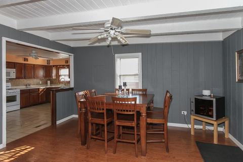 177 E Walnut Ave, Des Plaines, IL 60016 photo 4