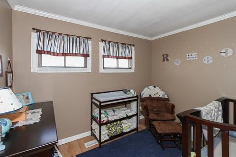 177 E Walnut Ave, Des Plaines, IL 60016 photo 15