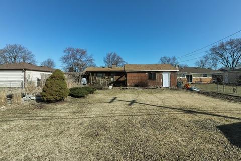 177 E Walnut Ave, Des Plaines, IL 60016 photo 18