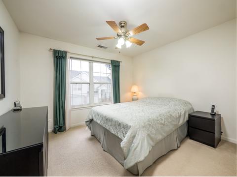 2214 Scott Ln, Aurora, IL 60502 photo 11