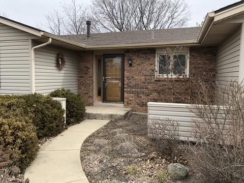 239 Brookside Dr, Elgin, IL 60123 photo 2