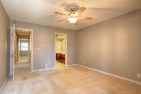 1609 Devonshire Dr, Champaign, IL 61821 photo 13