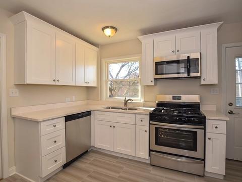 1402 Evergreen St, Wheaton, IL 60187 photo 7