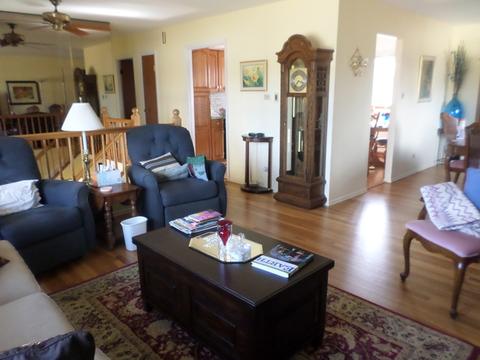 1525 Fairfield Ln, Hoffman Estates, IL 60169 photo 16
