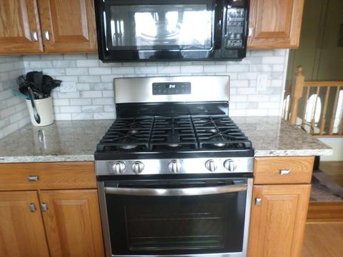 1525 Fairfield Ln, Hoffman Estates, IL 60169 photo 10