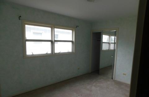 909 Wilshire Dr, Wheeling, IL 60090 photo 9