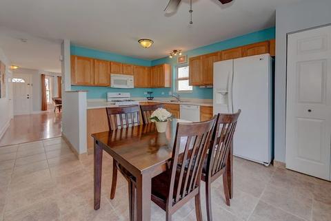 2220 Ashbrook Ln, Plainfield, IL 60586 photo 6