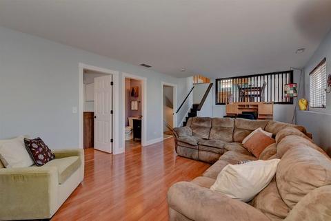 2220 Ashbrook Ln, Plainfield, IL 60586 photo 10