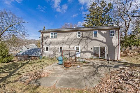 905 Paul St, Mchenry, IL 60050 photo 5
