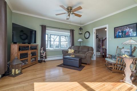 209 E Main St, Reddick, IL 60961 photo 5