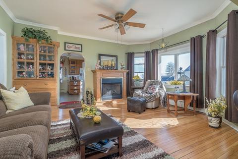 209 E Main St, Reddick, IL 60961 photo 4