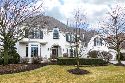 3352 White Eagle Dr, Naperville, IL 60564 photo 2