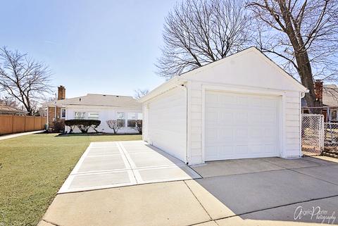 586 E Golf Rd, Des Plaines, IL 60016 photo 29