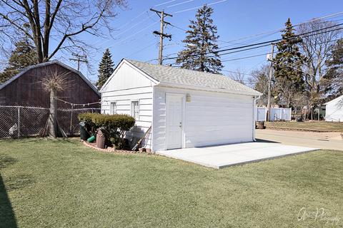 586 E Golf Rd, Des Plaines, IL 60016 photo 28