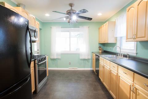 1911 Rogers Ave, Mchenry, IL 60050 photo 11