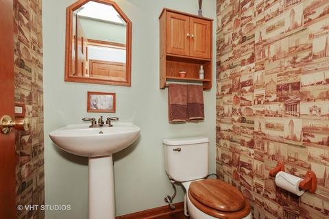 1670 Preston St, Algonquin, IL 60102 photo 18