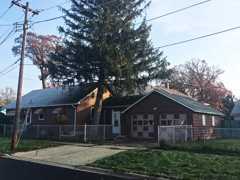 33 Miller Ave, Aurora, IL 60505 photo 1