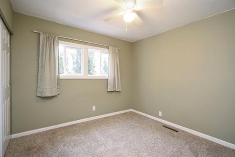 1121 W Circle Ct, Mchenry, IL 60051 photo 9