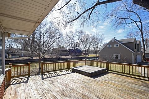 1121 W Circle Ct, Mchenry, IL 60051 photo 10
