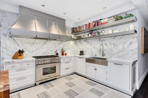 20 E Cedar St #19C, Chicago, IL 60611 photo 7