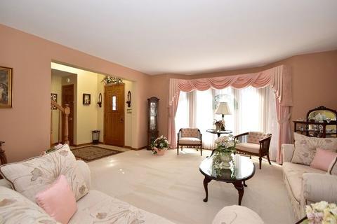 650 E Holly Ct, Addison, IL 60101 photo 5