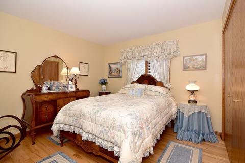650 E Holly Ct, Addison, IL 60101 photo 30