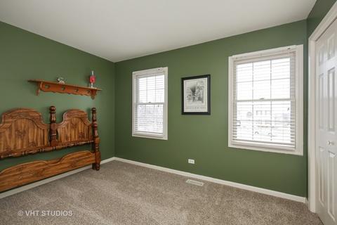 2955 Avalon Dr, Elgin, IL 60124 photo 9