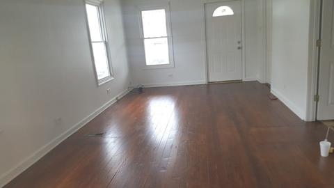 815 Kane St, Aurora, IL 60505 photo 3