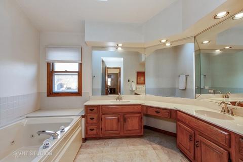 944 Elm St, Naperville, IL 60540 photo 18
