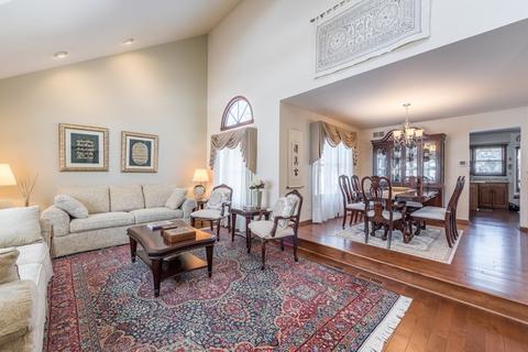 944 Elm St, Naperville, IL 60540 photo 5