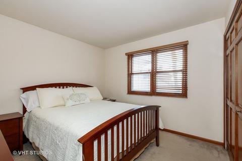 944 Elm St, Naperville, IL 60540 photo 21