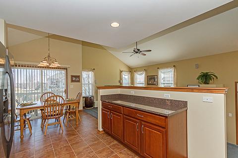 930 Emerald Dr, Pingree Grove, IL 60140 photo 11