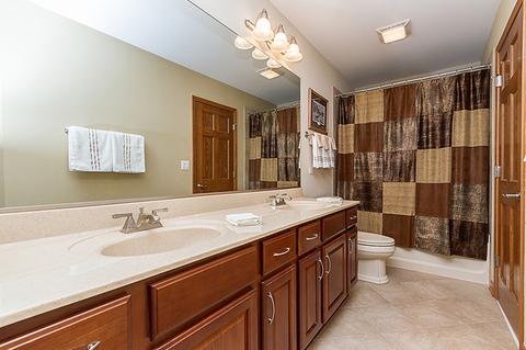 930 Emerald Dr, Pingree Grove, IL 60140 photo 20