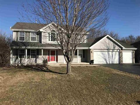 9355 Riverview Trl, Roscoe, IL 61073 photo 1