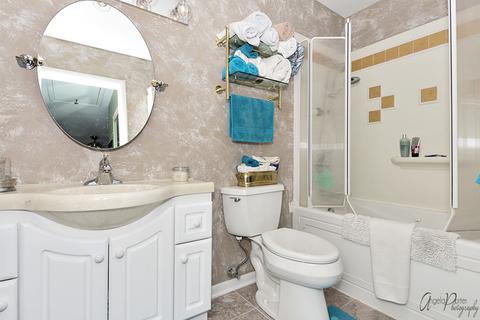 408 Waters Edge Dr #B, Mchenry, IL 60050 photo 19