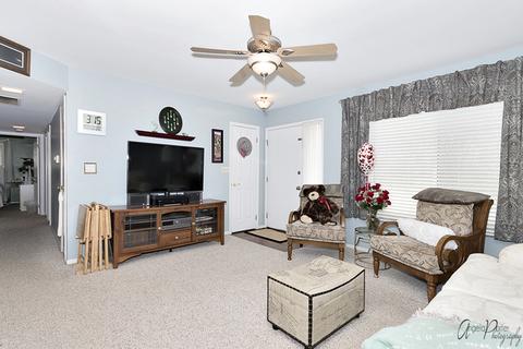 408 Waters Edge Dr #B, Mchenry, IL 60050 photo 10