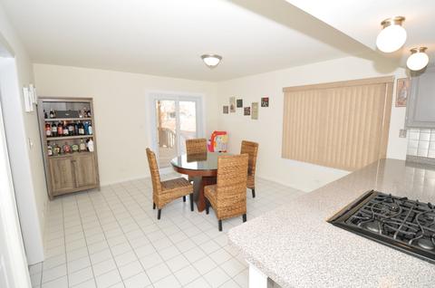 1022 Bentley Ln, Bartlett, IL 60103 photo 12