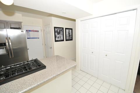 1022 Bentley Ln, Bartlett, IL 60103 photo 11