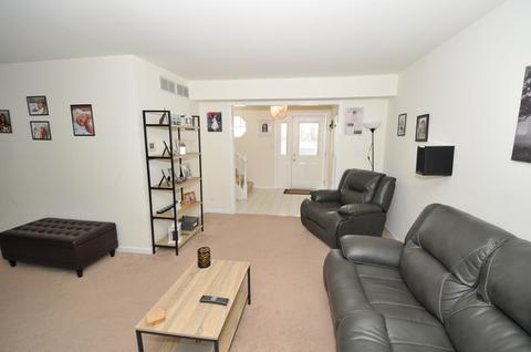 1022 Bentley Ln, Bartlett, IL 60103 photo 6