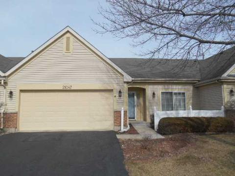 21047 W Braxton Ln, Plainfield, IL 60544 photo 1
