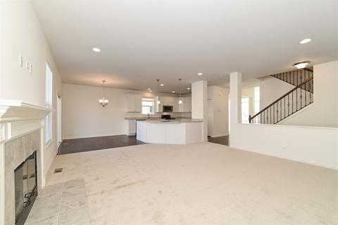 3996 Crimson Ct, Elgin, IL 60124 photo 5