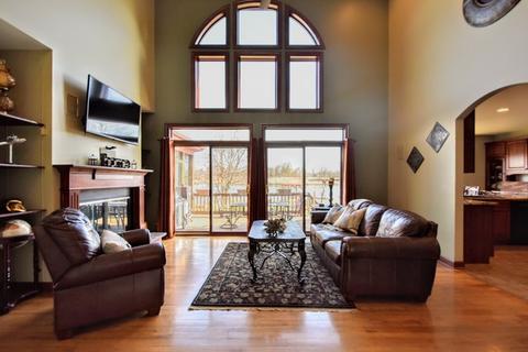 1920 Stone Dr, Mchenry, IL 60051 photo 6