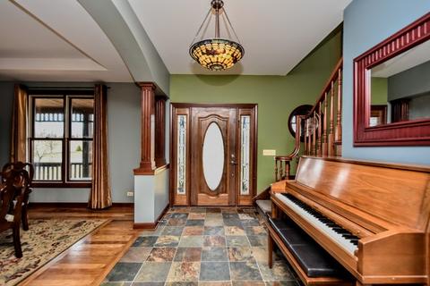 1920 Stone Dr, Mchenry, IL 60051 photo 4