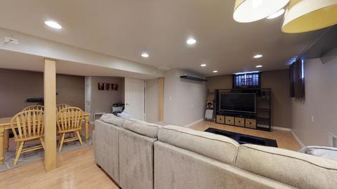 133 N Hale Ave, Bartlett, IL 60103 photo 18