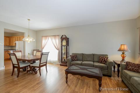 239 Hearthstone Dr, Bartlett, IL 60103 photo 4