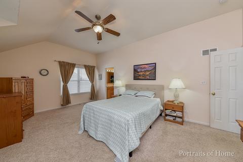 239 Hearthstone Dr, Bartlett, IL 60103 photo 12