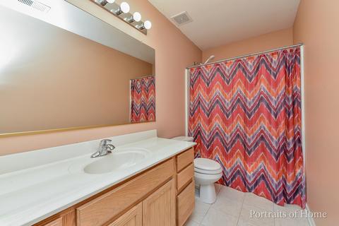 239 Hearthstone Dr, Bartlett, IL 60103 photo 20